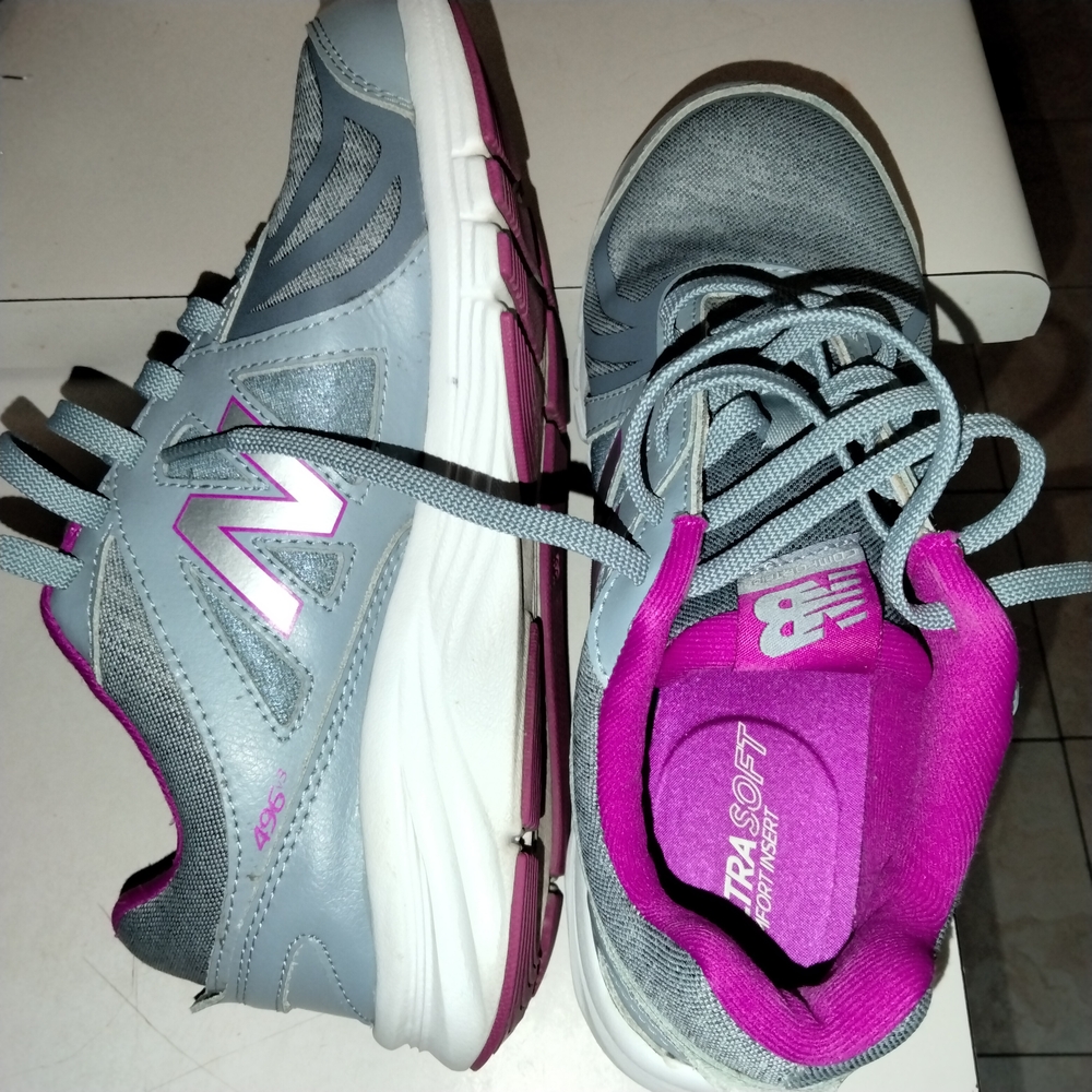 New Balance Women's Athletic Shoes in Gray and Magenta